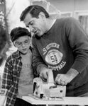 Fred Savage with Dan Lauria